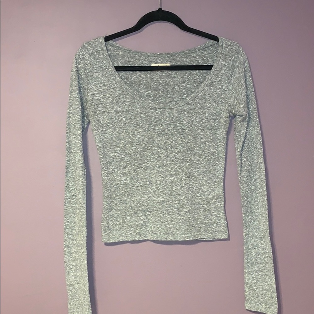 Hollister M Heather Grey Scoop Neck Long Sleeve